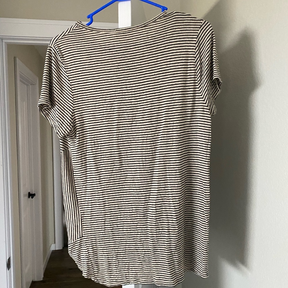 Blouse - Picture 2 of 3